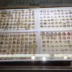 Paul Jeweler - Wow! lots of jewelry