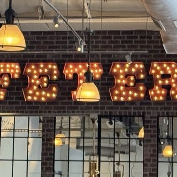 Cafeteria 15L - Breakfast & Brunch Near Me - Sacramento, California
