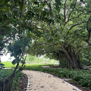 Bayshore Park - Parks Near Me - Miami Beach, Florida