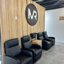 Movement Redefined Physical Therapy & Wellness - Lobby
