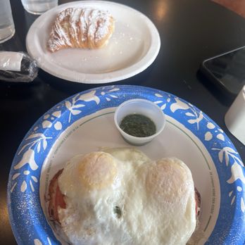 La Casa Del Pane - Yum - Coffee & Tea Near Me - St Pete Beach, Florida La Casa Del Pane - Yum - Coffee & Tea Near Me - St Pete Beach, Florida