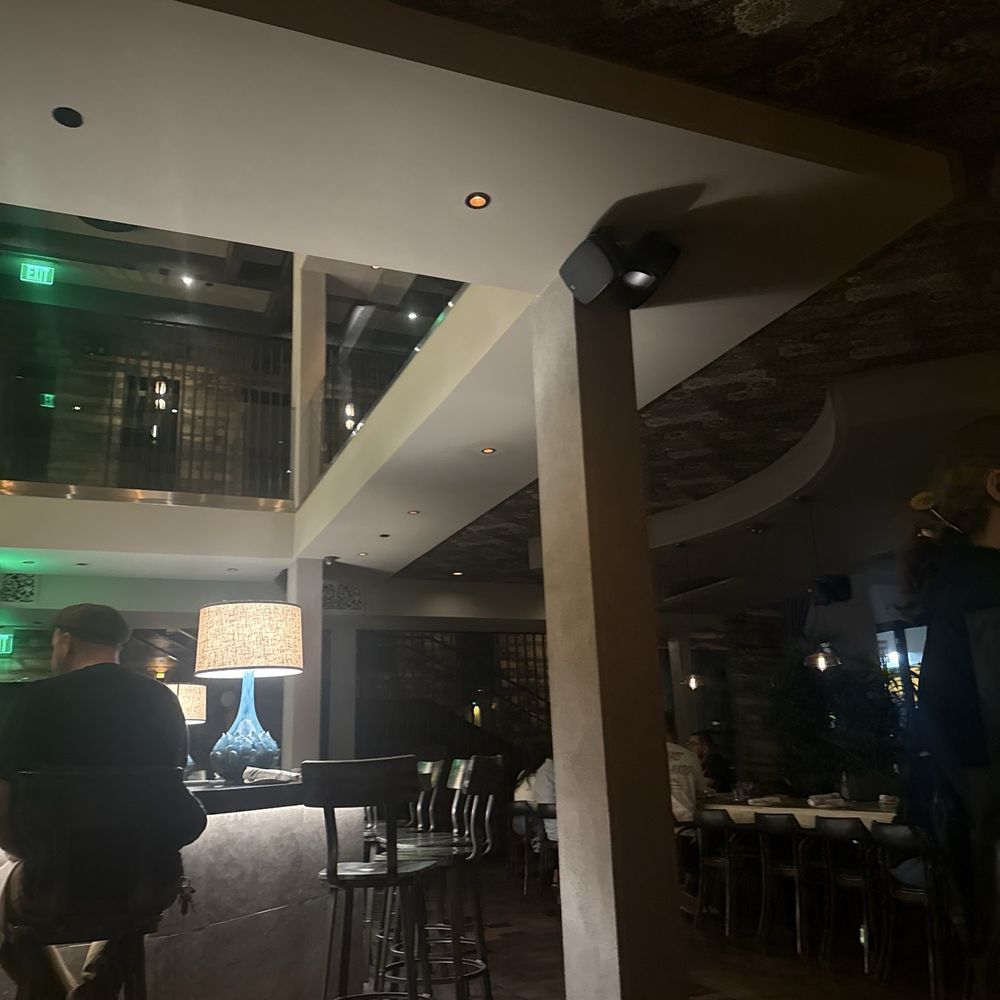 GRANVILLE - Bar area - New American Near Me - North Hollywood, California