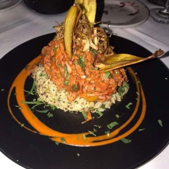 Full Bloom Vegan - Jackfruit Jackfruit Ropa Vieja Over Lime Cilantro Quinoa and Rice Dinner - Vegan Near Me - Miami Beach, Florida