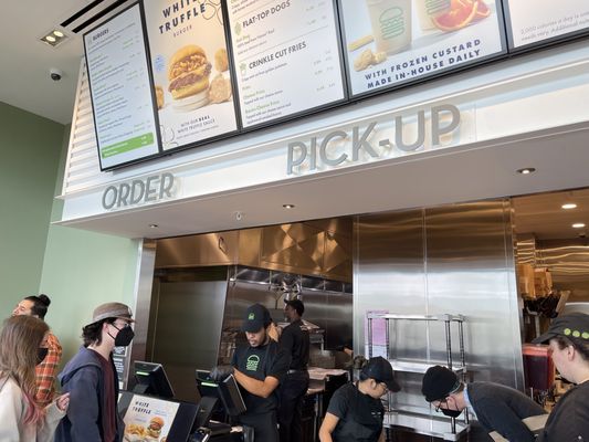 Shake Shack Bay Street by null