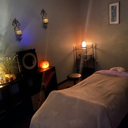 Nature's Spa - The rooms are very cute and relaxing. The floor is clear of any debris. They even run HEPA air purifier filter before and after