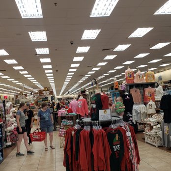 Buc-ee's - Gas Stations Near Me - New Braunfels, Texas