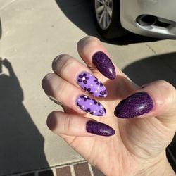 Top Nails & Spa - One of my other favorite nail designs this year.