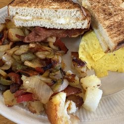 Peppermill Restaurant - Breakfast