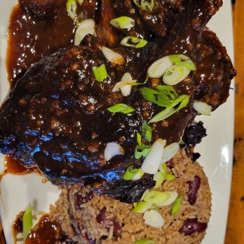 Ashling Kitchen and Bar - Jamaican jerk chicken with rice - New American Near Me - Crofton, Maryland Ashling Kitchen and Bar - Jamaican jerk chicken with rice - New American Near Me - Crofton, Maryland