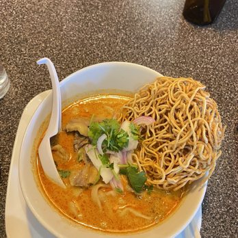 Jumpa Lao Thai Bistro - Kao Soy with Beef - Laotian Near Me - Las Vegas, Nevada Jumpa Lao Thai Bistro - Kao Soy with Beef - Laotian Near Me - Las Vegas, Nevada