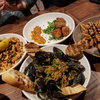 Squid Ink Eclectic Eats & Drinks - Gastropubs Near Me - Mobile, Alabama