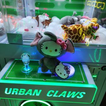 Urban Claws - I won a prize!!! - Arcades Near Me - Ventura, California Urban Claws - I won a prize!!! - Arcades Near Me - Ventura, California