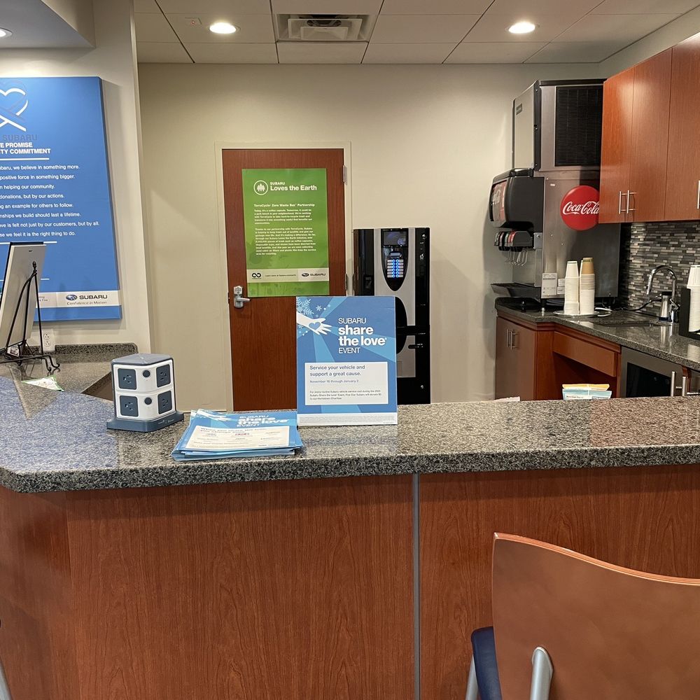Five Star Subaru - Lounge snack area - Car Dealers Near Me - Grapevine, Texas