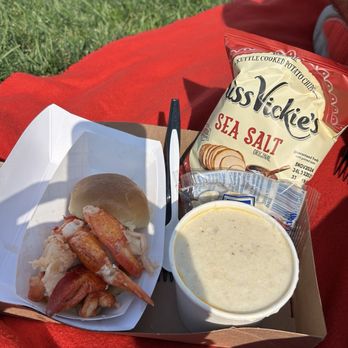 Frenchman Bay Lobster Rolls - Lobster roll, clam chowder - Seafood Near Me - Bar Harbor, Maine
