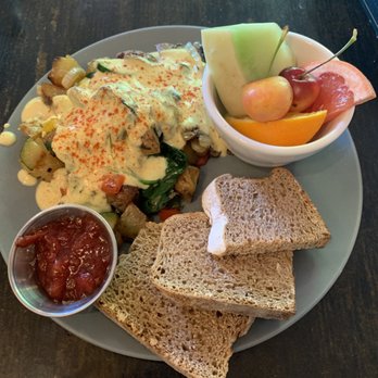 Riverwalk Park Inn Cafe - Vegan Hash w/ Hollandaise - Breakfast & Brunch Near Me - Chelan, Washington Riverwalk Park Inn Cafe - Vegan Hash w/ Hollandaise - Breakfast & Brunch Near Me - Chelan, Washington