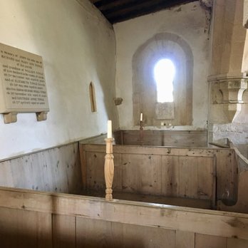St Michael's Church - North Aisle with 18th Century Box Pews - Churches Near Me - Stragglethorpe, LIN