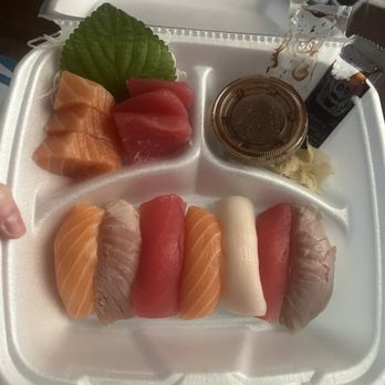 Sushi Ocean - L15. 620 Combo Lunch Specials Mostly tuna and salmon Two gray fish nigiri were super fishy - Sushi Bars Near Me - Austin, Texas Sushi Ocean - L15. 620 Combo Lunch Specials Mostly tuna and salmon Two gray fish nigiri were super fishy - Sushi Bars Near Me - Austin, Texas