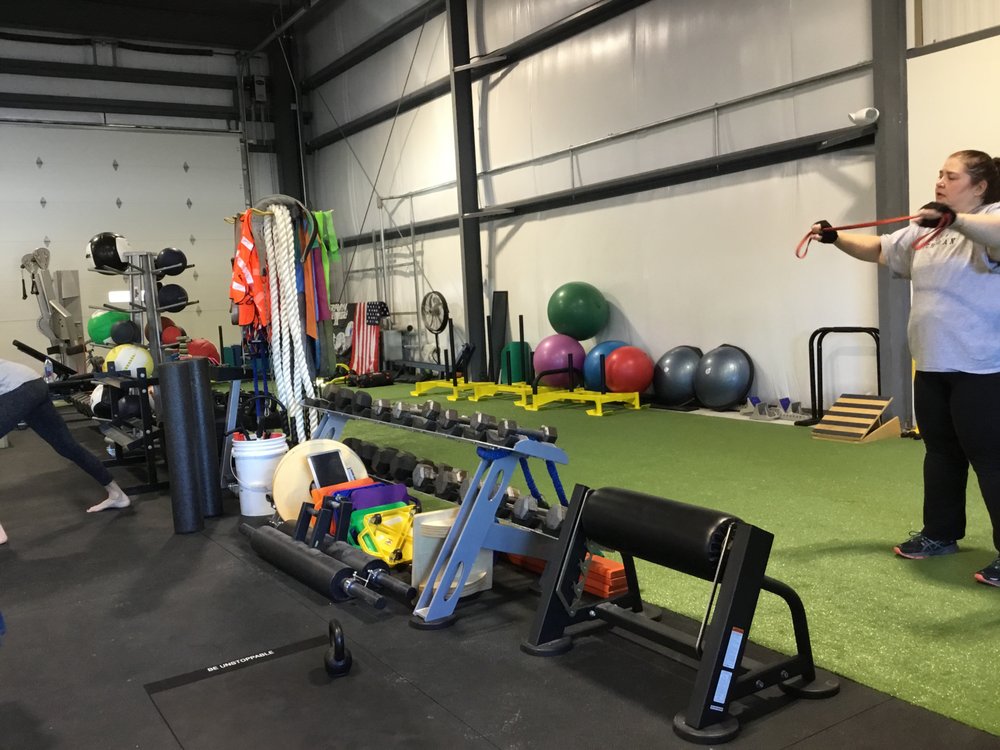 K & M Weightlifting Logo