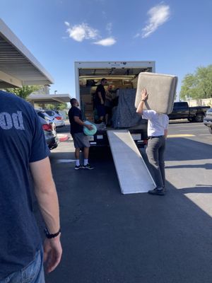 Az On Time Moving & Delivery