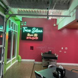 Morry's Neon