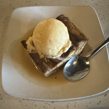 SOB Downtown - Jack & Coke Bread Pudding - Gastropubs Near Me - Memphis, Tennessee