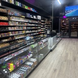 Surf City Smoke - Vapes and kratom