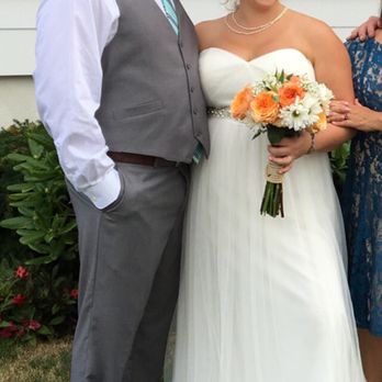 Pochues Fitting Room - Sewing & Alterations Near Me - Providence, Rhode Island