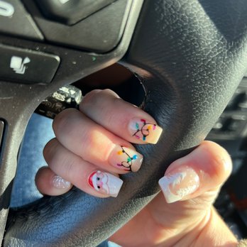 Dolled Up Beauty - Christmas nail art - Nail Salons Near Me Dolled Up Beauty - Christmas nail art - Nail Salons Near Me