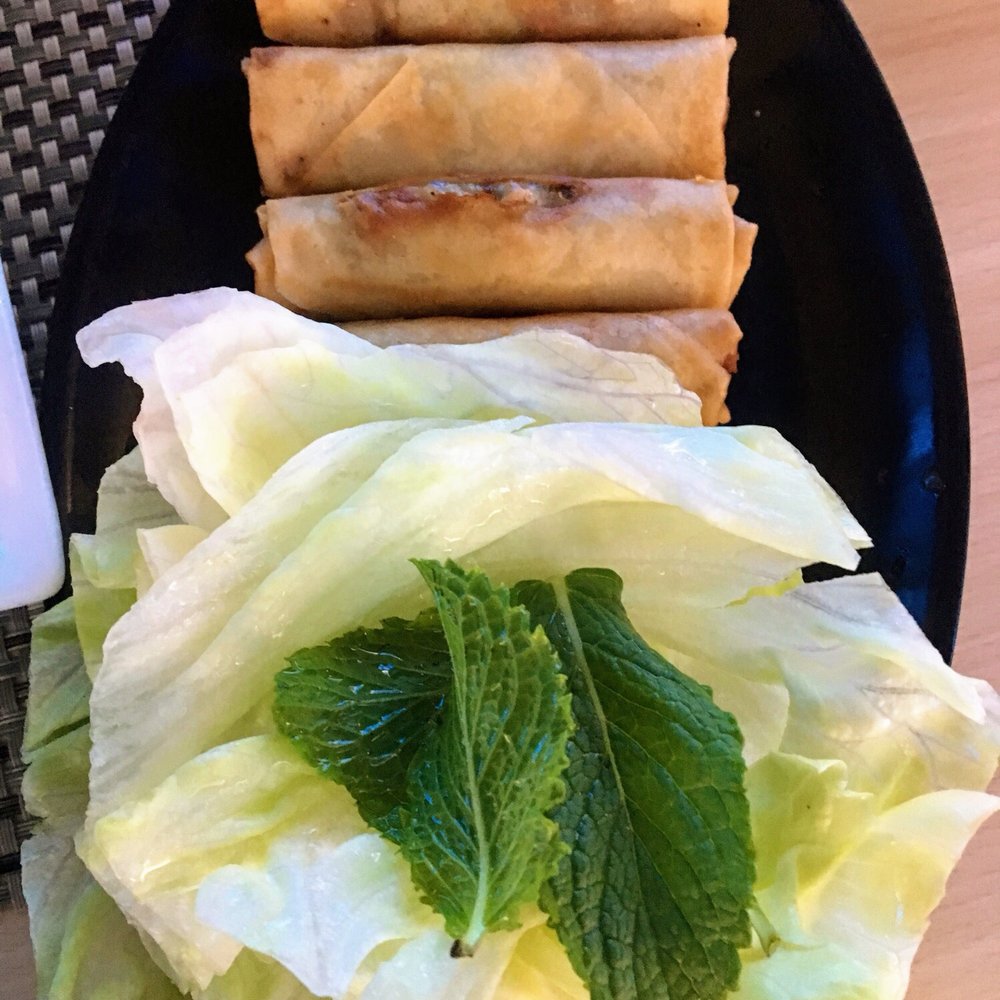 Osaka III - Egg rolls €4.80 - Japanese Near Me - Valencia, V