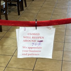 Huddle House - Closed@1:30pm.