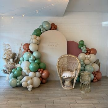 Mini Social Event Venue - Custom backdrops & balloons/decor done by Mini Social - Venues & Event Spaces Near Me - Scottsdale, Arizona Mini Social Event Venue - Custom backdrops & balloons/decor done by Mini Social - Venues & Event Spaces Near Me - Scottsdale, Arizona