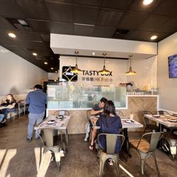 Tasty Box HK Bistro - Interior