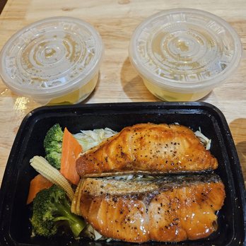 Tomo Asian Cuisine - Teriyaki Salmon - Asian Fusion Near Me - Hanover, Maryland
