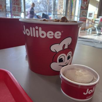 Jollibee - Fast Food Near Me - Concord, California