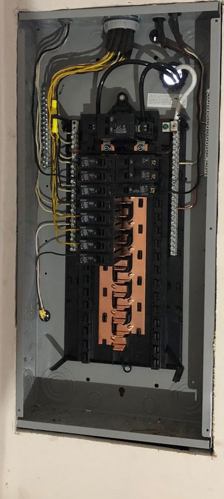 Slide of Arias Electrical Services