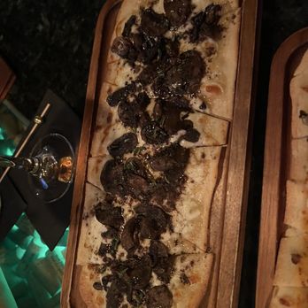 La Fe Wine Bar - Mushroom truffle flatbread - Wine Bars Near Me - Palm Desert, California La Fe Wine Bar - Mushroom truffle flatbread - Wine Bars Near Me - Palm Desert, California