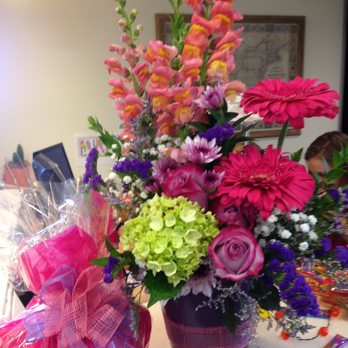 Payne & Morrison Florist - B-Day bouquet and box of chocolates. - Florists Near Me - Phoenix, Arizona Payne & Morrison Florist - B-Day bouquet and box of chocolates. - Florists Near Me - Phoenix, Arizona