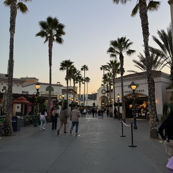 Universal Studios Hollywood - Amusement Parks Near Me - Universal City, California Universal Studios Hollywood - Amusement Parks Near Me - Universal City, California