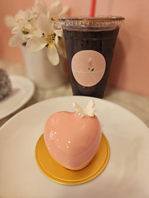 Champagne Poetry Patisserie by null
