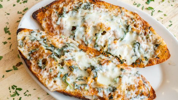 Amici's East Coast Pizzeria by null