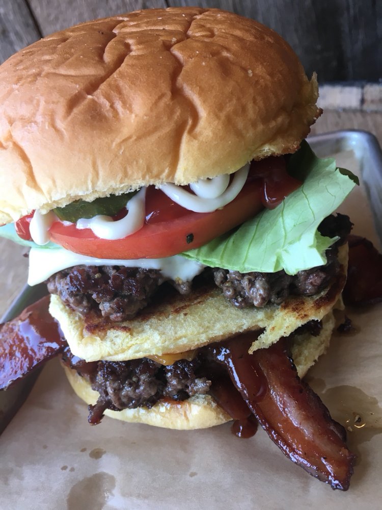 Food from Mac & Walt's