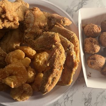 Soultran's Seafood - Fried King Crab Hush Puppies Medium Shrimp Chicken wings Pacific Red Snapper Fillet - Seafood Markets Near Me - Vallejo, California Soultran's Seafood - Fried King Crab Hush Puppies Medium Shrimp Chicken wings Pacific Red Snapper Fillet - Seafood Markets Near Me - Vallejo, California