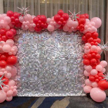 Perfect Day Events - Shimmer wall with balloon garland - Party & Event Planning Near Me - Centereach, New York Perfect Day Events - Shimmer wall with balloon garland - Party & Event Planning Near Me - Centereach, New York