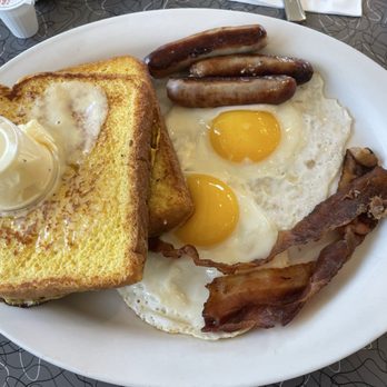 Golden Gate Diner - Diners Near Me - Allentown, Pennsylvania Golden Gate Diner - Diners Near Me - Allentown, Pennsylvania