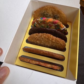 Thin Cookies - Desserts Near Me - New York, New York Thin Cookies - Desserts Near Me - New York, New York