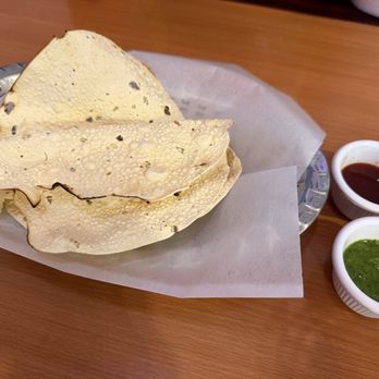 Royal India Indian Cuisine - Complimentary Bread and Sauce - Halal Near Me - Merced, California