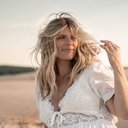 Ardor+Grit by Sarah Huff - Our lakeshore blonde hair gives you that lived in look you've been dreaming of