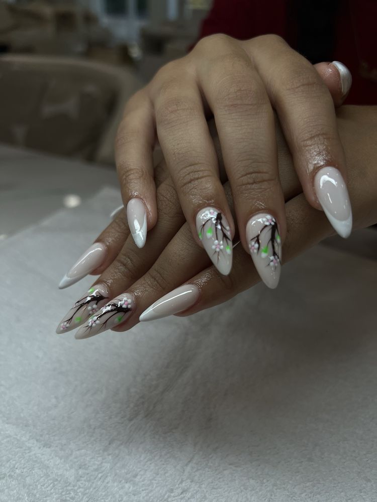 Pristine Nails Charlotte Logo