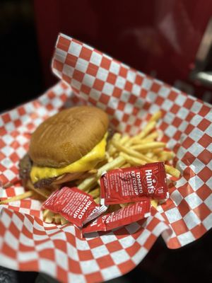 Burger Littles by null