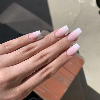 LV Nails And Spa - Ombré dip powder by Bi - Nail Salons Near Me - Los Alamitos, California LV Nails And Spa - Ombré dip powder by Bi - Nail Salons Near Me - Los Alamitos, California